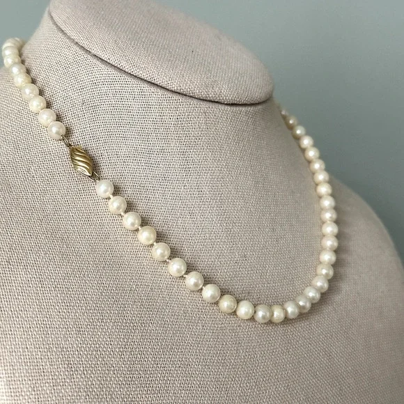 14K Yellow Gold Genuine 6MM Cream Pearl Hand Knotted Strand Necklace 16